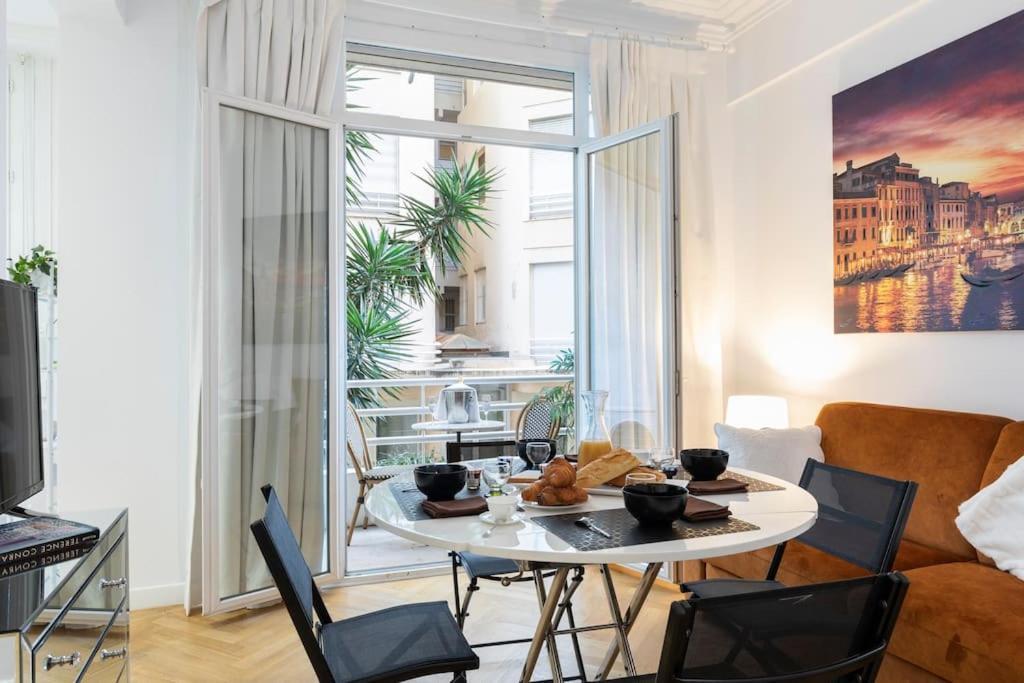 Promenade, 2Pieces Chic Et Clim Avec Terrasse Apartment นีซ ภายนอก รูปภาพ