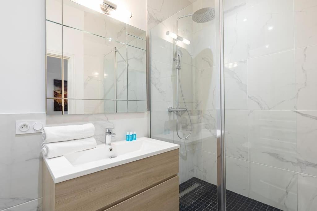 Promenade, 2Pieces Chic Et Clim Avec Terrasse Apartment นีซ ภายนอก รูปภาพ