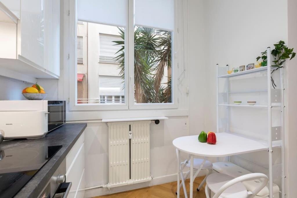 Promenade, 2Pieces Chic Et Clim Avec Terrasse Apartment นีซ ภายนอก รูปภาพ